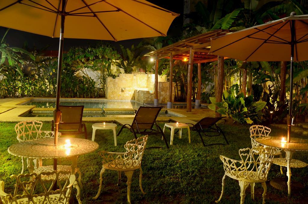 Hotel Palenque Exterior foto